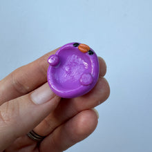 Load image into Gallery viewer, LIV CLAY CO.