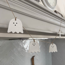 Load image into Gallery viewer, GHOST GARLAND