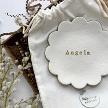 Load image into Gallery viewer, PERSONALISED SCALLOP TRINKET DISH
