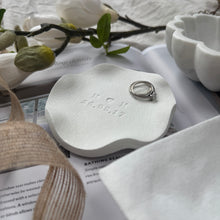 Load image into Gallery viewer, Personalised Ruffled Edge Ring Holder Trinket Dish
