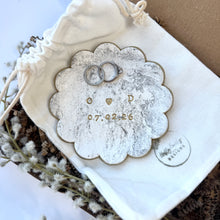 Load image into Gallery viewer, Personalised Clay Marble Effect Jewellery Dish
