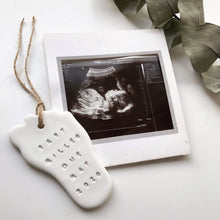 Load image into Gallery viewer, Baby Reveal Gift
